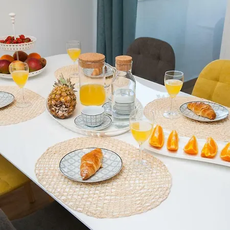 Modern Near Apartmán *