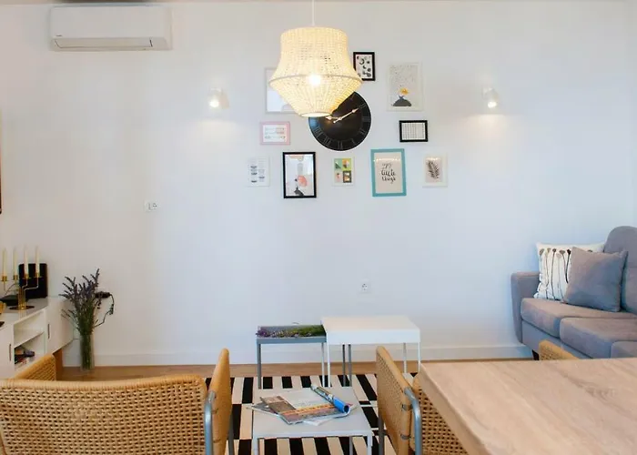 Modern Near Apartman *