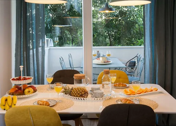 Modern Near Apartman